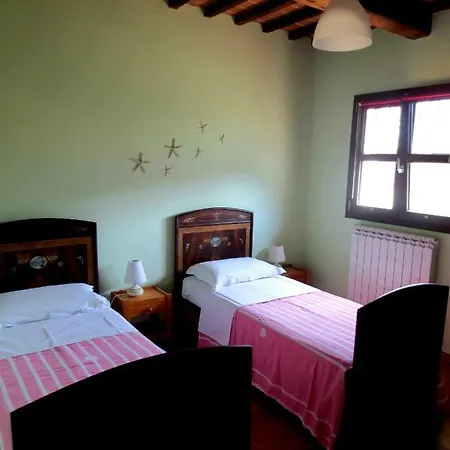 With Privat Garden Holiday home Montegabbione